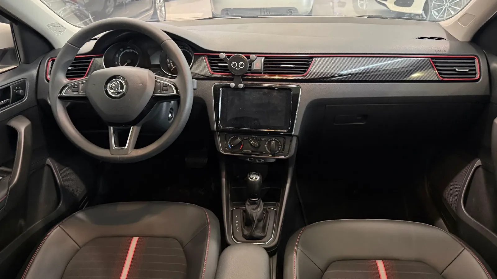 2020 Skoda Rapid Spaceback 1.5L 112HP L4 6AT,autocango,china used car exporter,china ev exporter,chinese used car exporter,chinese used ev exporter