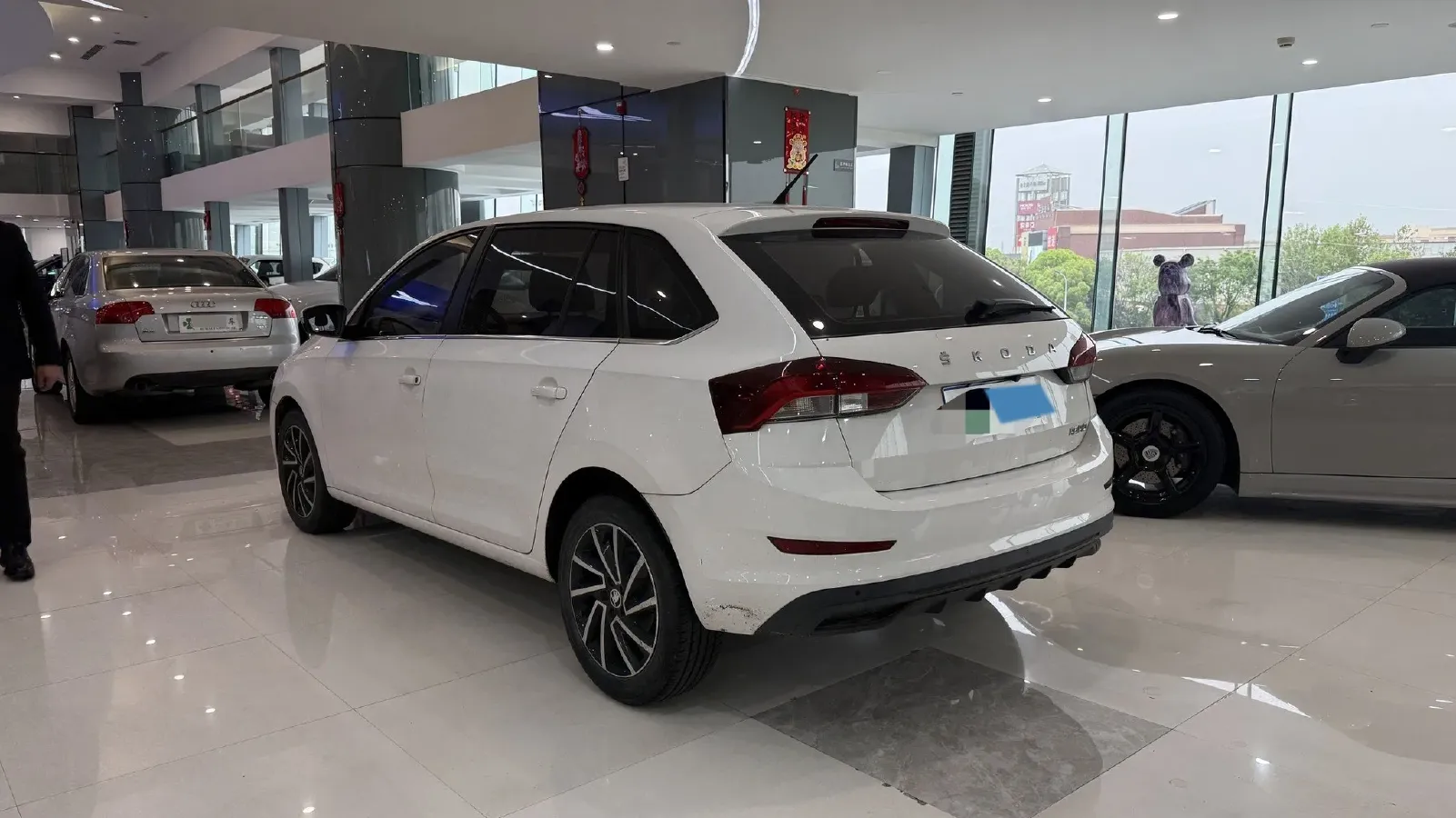 2020 Skoda Rapid Spaceback 1.5L 112HP L4 6AT,autocango,china used car exporter,china ev exporter,chinese used car exporter,chinese used ev exporter