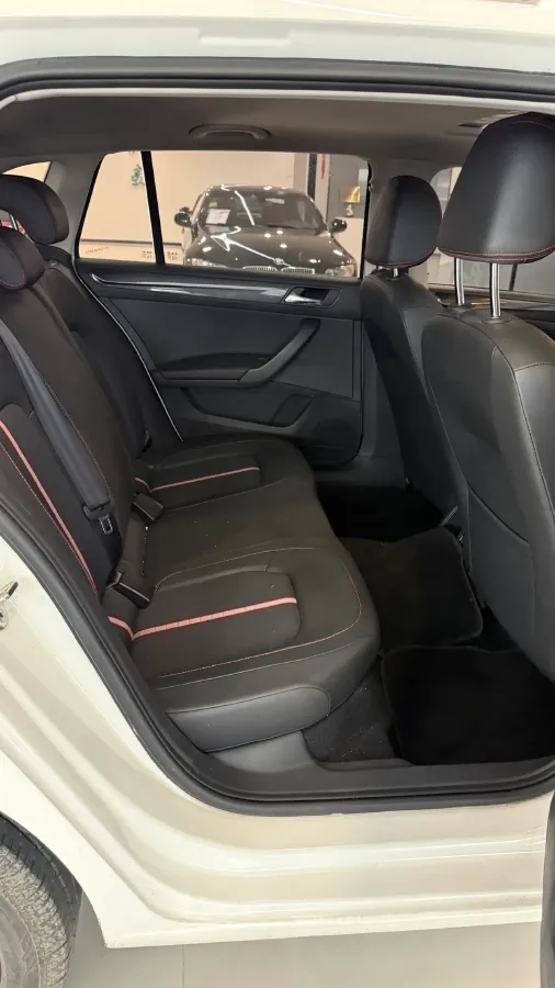 2020 Skoda Rapid Spaceback 1.5L 112HP L4 6AT,autocango,china used car exporter,china ev exporter,chinese used car exporter,chinese used ev exporter