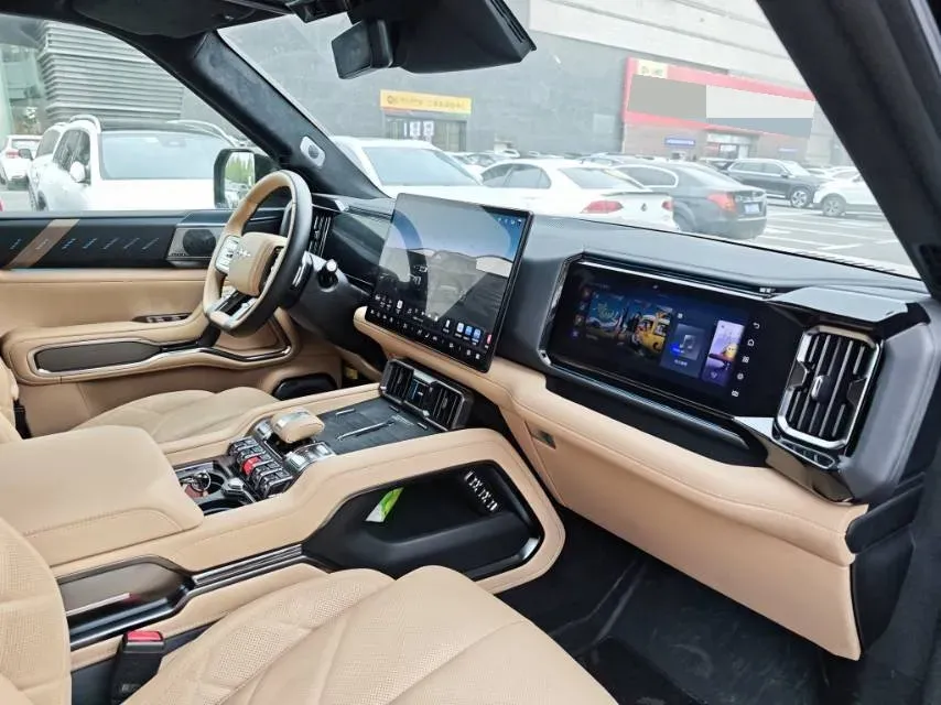 2025 FangChengBao Bao 8 2.0T 245HP L4 E-CVT PHEV 36.8KWH,autocango,china used car exporter,china ev exporter,chinese used car exporter,chinese used ev exporter