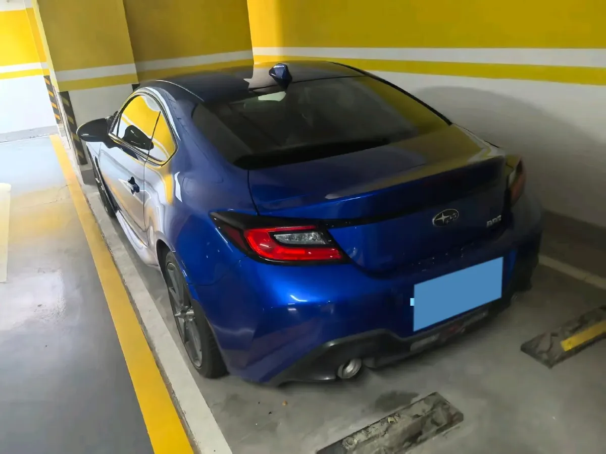 2022 Subaru BRZ 2.4L 234HP H4 6MT,autocango,china used car exporter,china ev exporter,chinese used car exporter,chinese used ev exporter