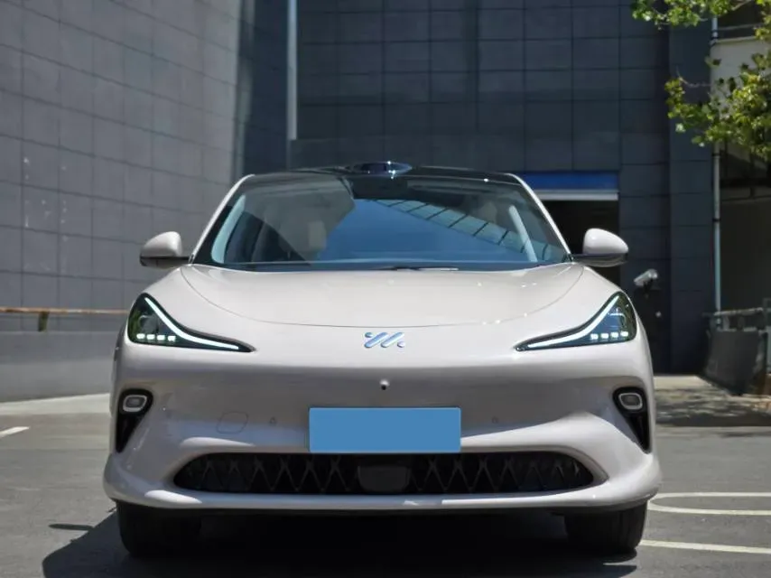 2025 IM LS6 BEV 83KWH,autocango,china used car exporter,china ev exporter,chinese used car exporter,chinese used ev exporter