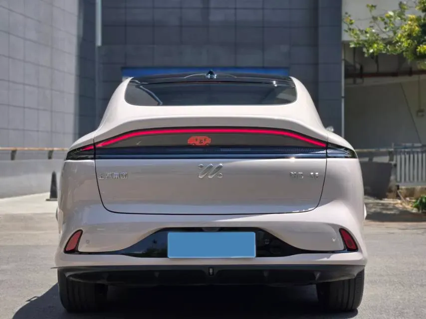 2025 IM LS6 BEV 83KWH,autocango,china used car exporter,china ev exporter,chinese used car exporter,chinese used ev exporter