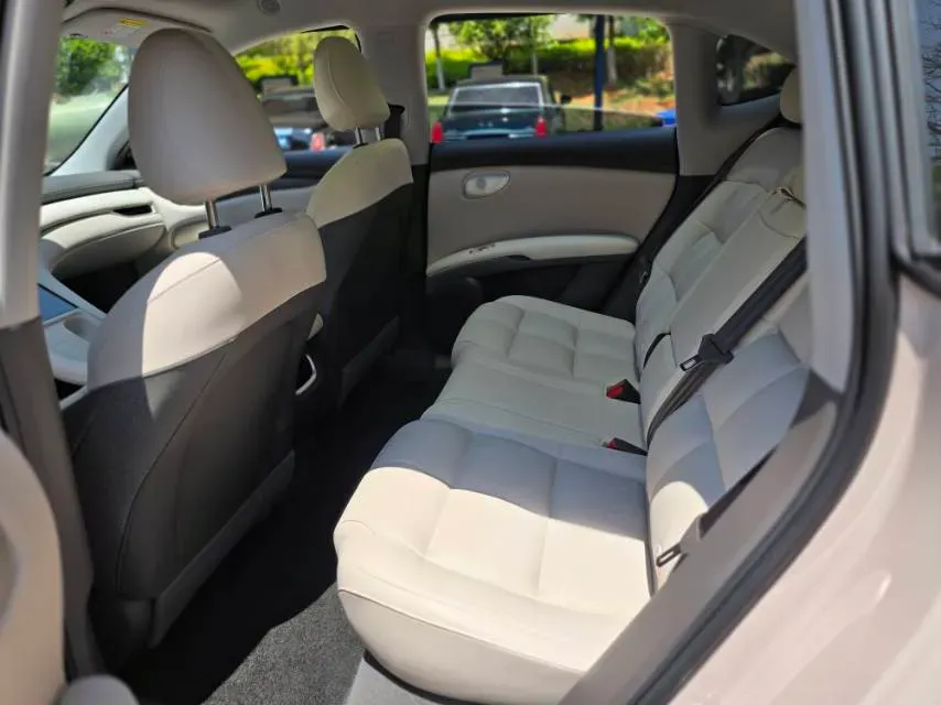 2025 IM LS6 BEV 83KWH,autocango,china used car exporter,china ev exporter,chinese used car exporter,chinese used ev exporter