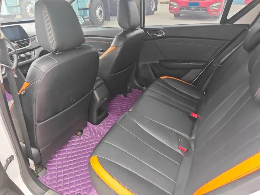 2016 BaoJun 310 1.2L 82HP L4 5MT,autocango,china used car exporter,china ev exporter,chinese used car exporter,chinese used ev exporter