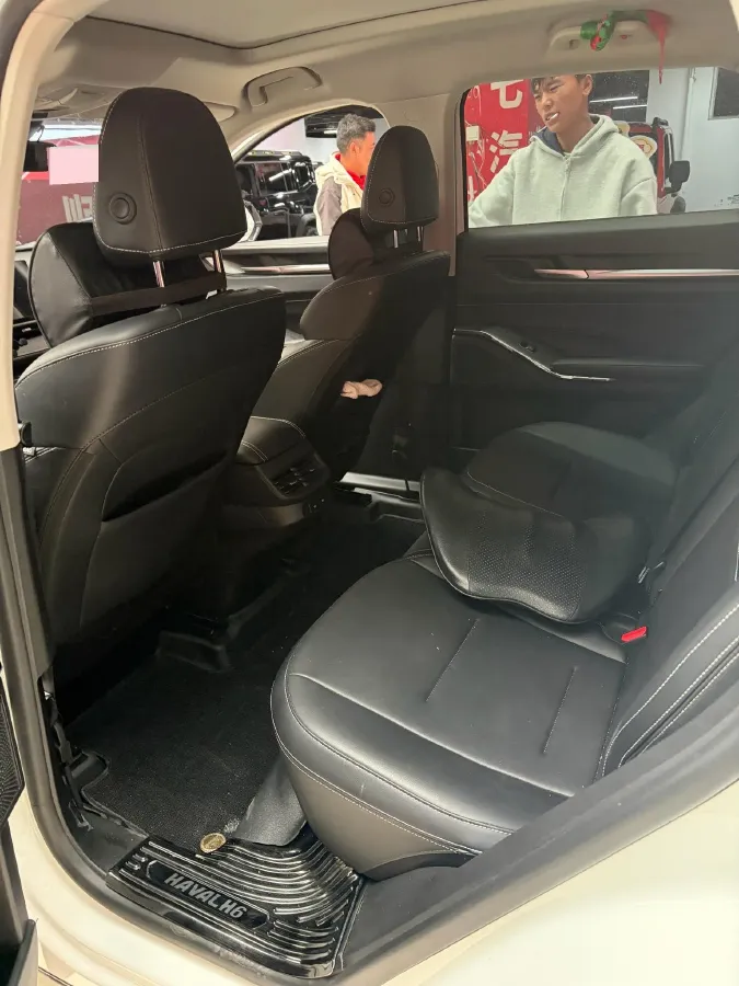 2024 Haval H6 1.5T 184HP L4 7DCT,autocango,china used car exporter,china ev exporter,chinese used car exporter,chinese used ev exporter