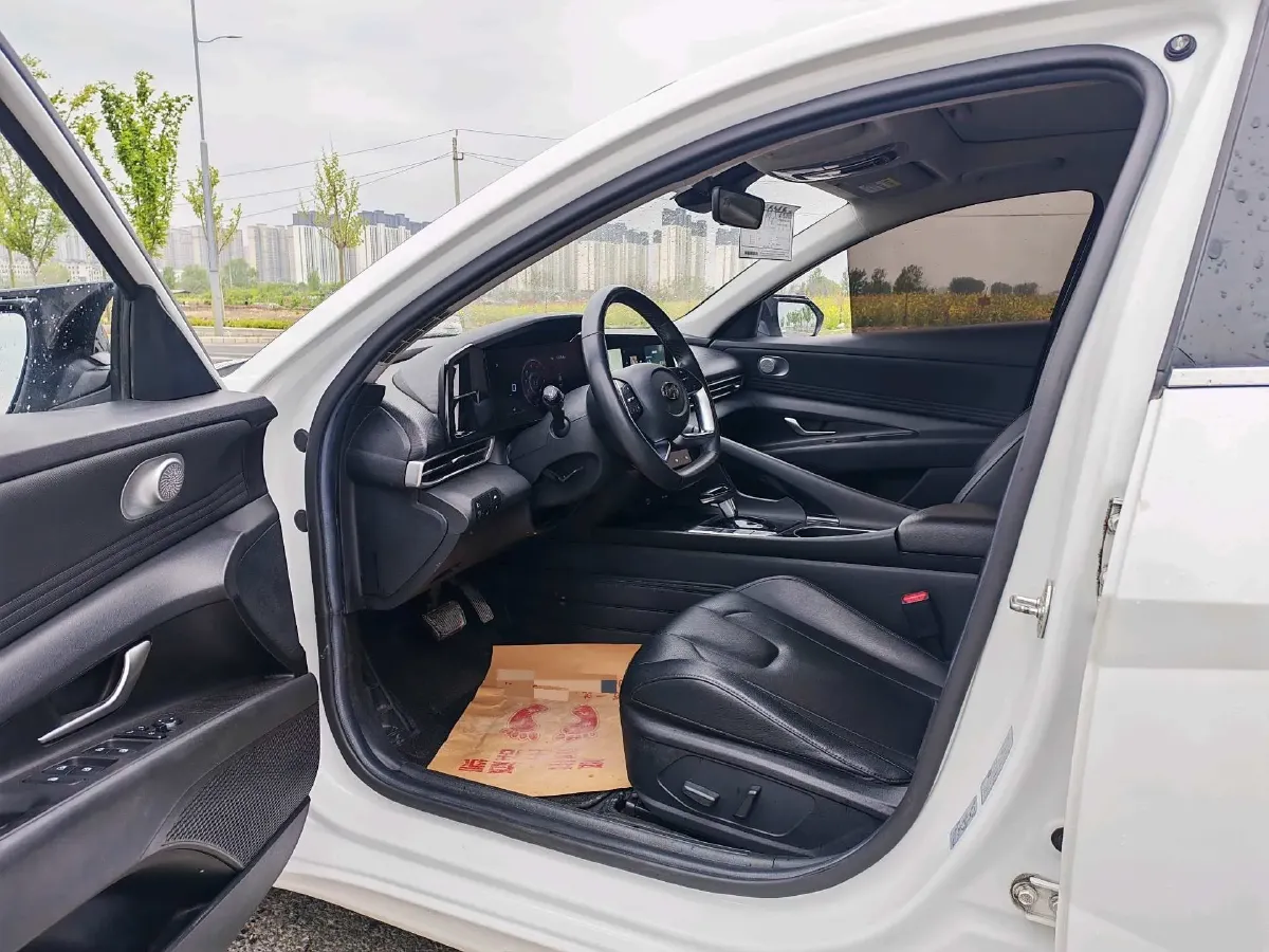 2021 Hyundai Elantra 1.5L 115HP L4 CVT,autocango,china used car exporter,china ev exporter,chinese used car exporter,chinese used ev exporter