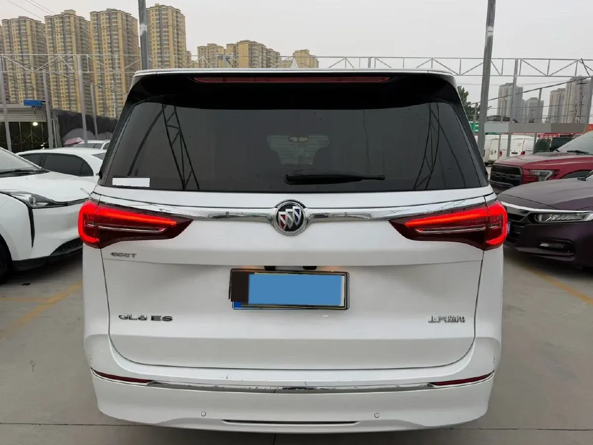 2021 Buick GL8 2.0T 237HP L4 9AT,autocango,china used car exporter,china ev exporter,chinese used car exporter,chinese used ev exporter