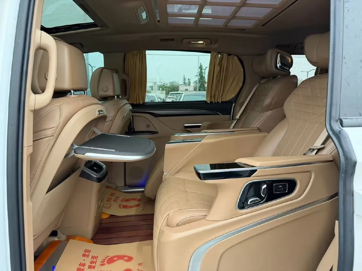 2021 Buick GL8 2.0T 237HP L4 9AT,autocango,china used car exporter,china ev exporter,chinese used car exporter,chinese used ev exporter