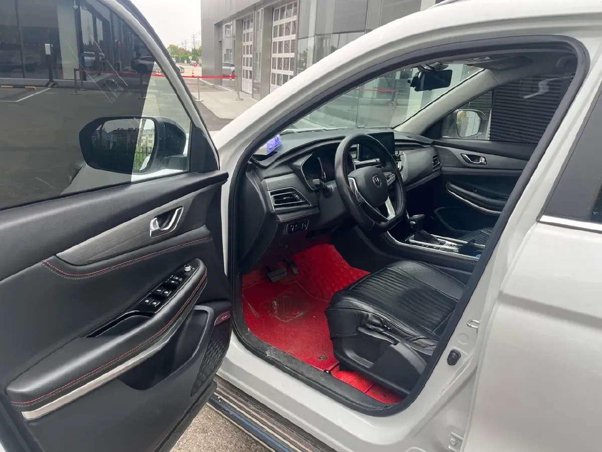 2020 ChangAn CS75 1.5T 178HP L4 7DCT,autocango,china used car exporter,china ev exporter,chinese used car exporter,chinese used ev exporter