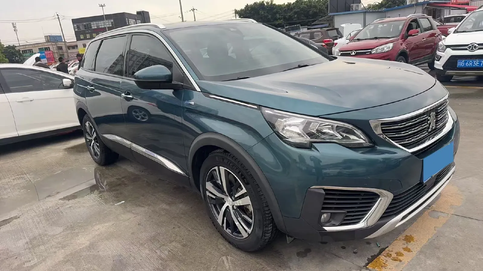 2017 Peugeot 5008 1.6T 167HP L4 6AT,autocango,china used car exporter,china ev exporter,chinese used car exporter,chinese used ev exporter
