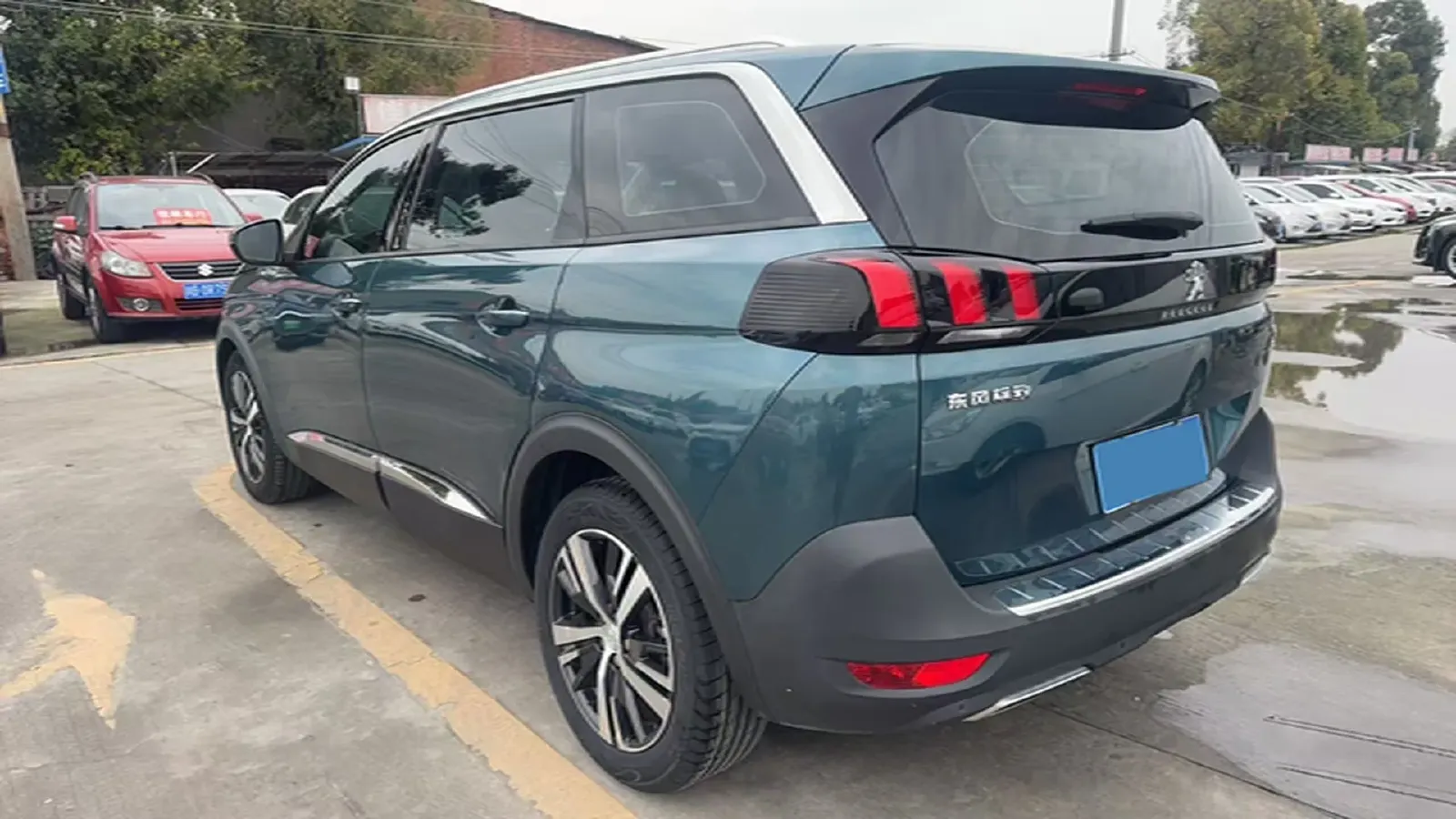 2017 Peugeot 5008 1.6T 167HP L4 6AT,autocango,china used car exporter,china ev exporter,chinese used car exporter,chinese used ev exporter