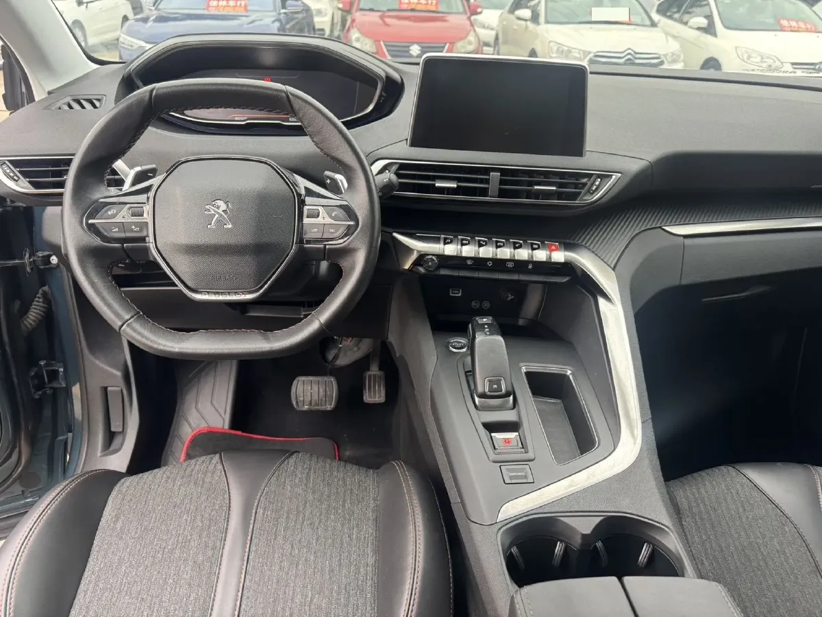 2017 Peugeot 5008 1.6T 167HP L4 6AT,autocango,china used car exporter,china ev exporter,chinese used car exporter,chinese used ev exporter