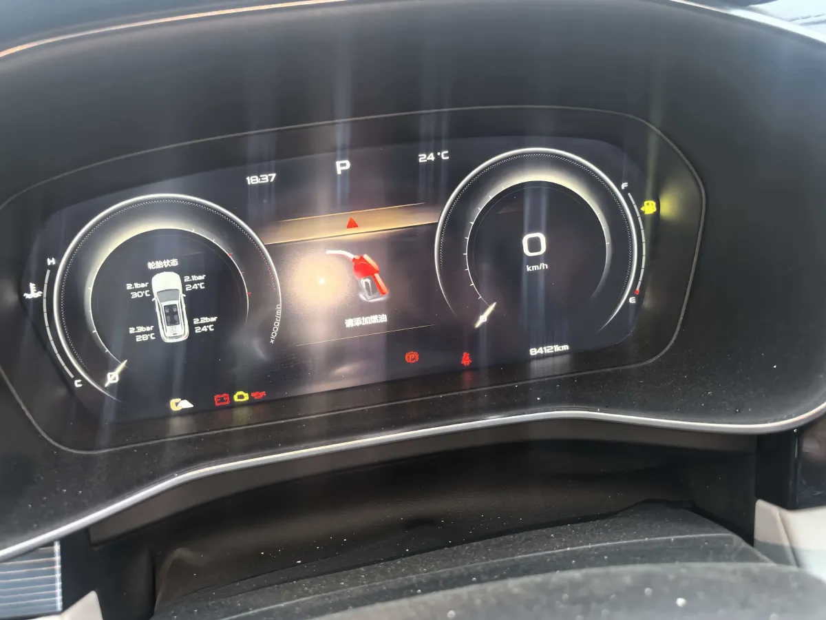 2022 Geely Azkarra 1.8T 184HP L4 7DCT,autocango,china used car exporter,china ev exporter,chinese used car exporter,chinese used ev exporter