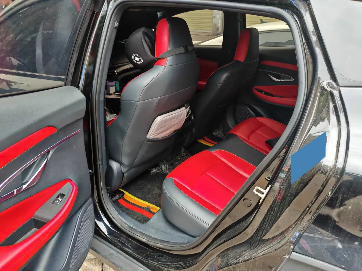 2020 ChangAn UNI-T 1.5T 180HP L4 7DCT,autocango,china used car exporter,china ev exporter,chinese used car exporter,chinese used ev exporter