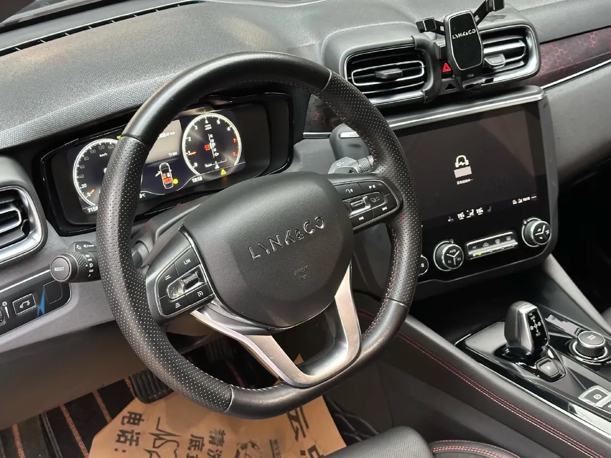 2020 LYNK&CO 03 1.5T 180HP L3 7DCT,autocango,china used car exporter,china ev exporter,chinese used car exporter,chinese used ev exporter