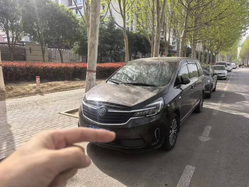 2021 Buick GL8 2.0T 237HP L4 9AT,autocango,china used car exporter,china ev exporter,chinese used car exporter,chinese used ev exporter