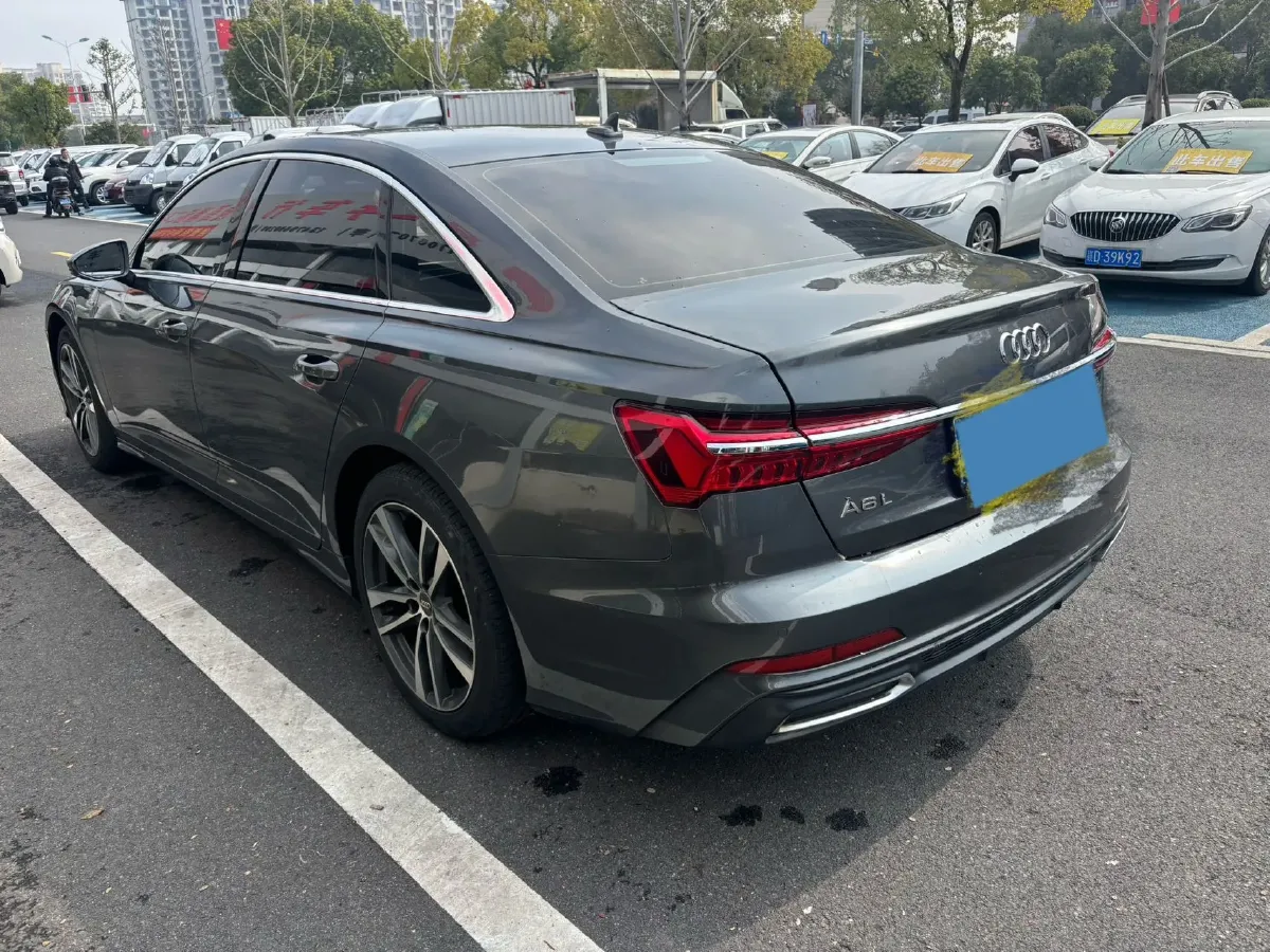 2020 Audi A6L 2.0T 190HP L4 7DCT,autocango,china used car exporter,china ev exporter,chinese used car exporter,chinese used ev exporter