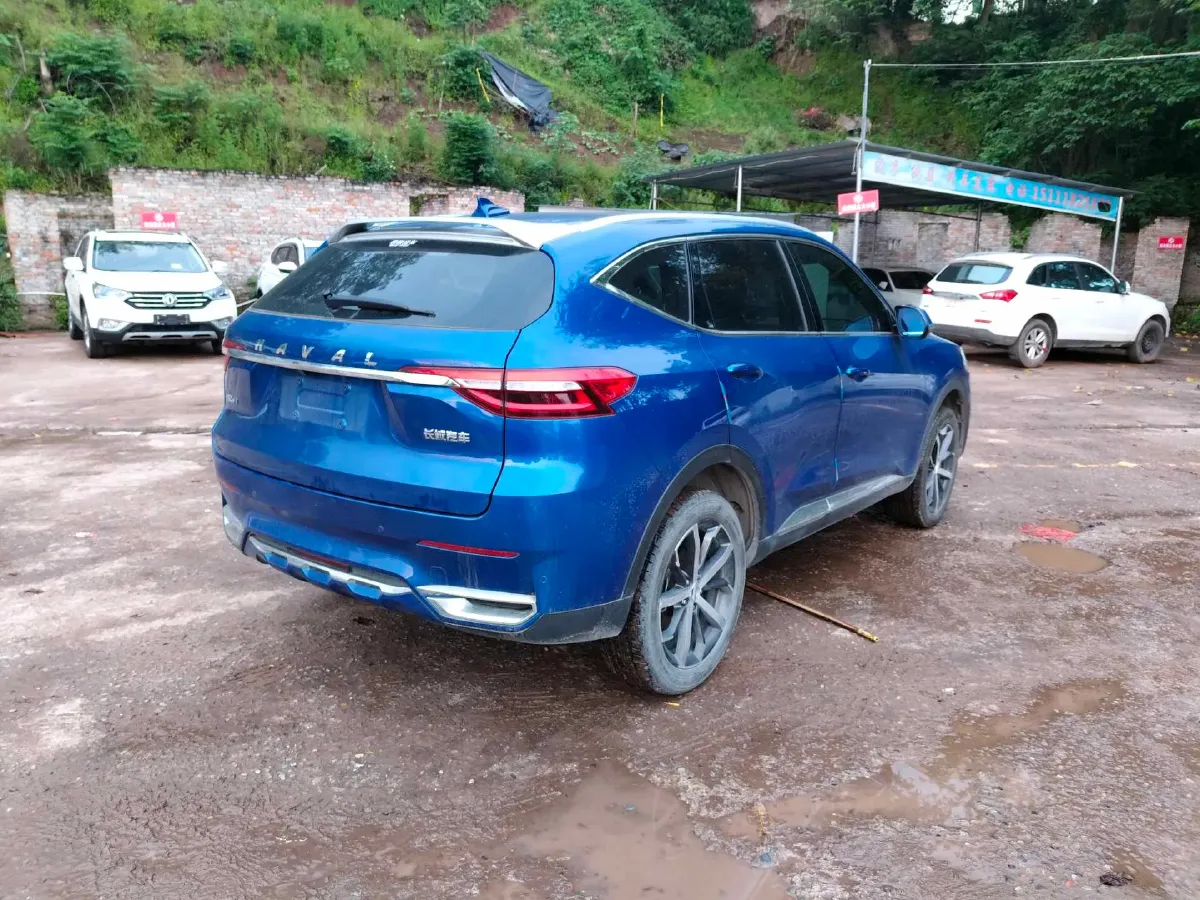 2019 Haval F7 1.5T 169HP L4 7DCT,autocango,china used car exporter,china ev exporter,chinese used car exporter,chinese used ev exporter