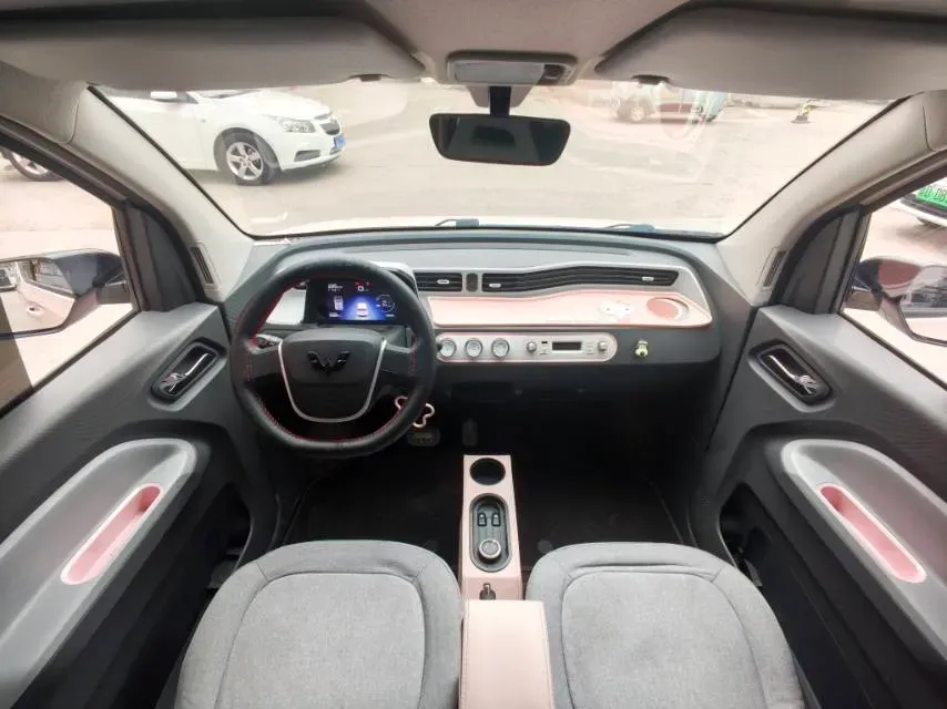 2021 WuLing HongGuang MINI EV BEV 13.9KWH,autocango,china used car exporter,china ev exporter,chinese used car exporter,chinese used ev exporter