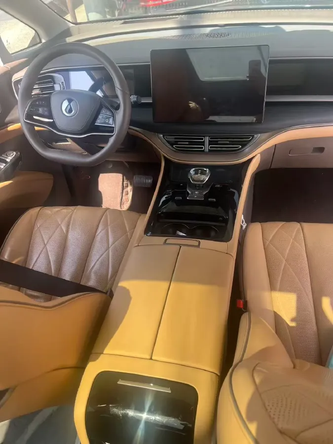 2022 Mercedes-Benz GLC Class 2.0T 197HP L4 9AT,autocango,china used car exporter,china ev exporter,chinese used car exporter,chinese used ev exporter