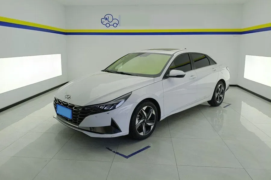 2021 Hyundai Elantra 1.5L 115HP L4 CVT,autocango,china used car exporter,china ev exporter,chinese used car exporter,chinese used ev exporter