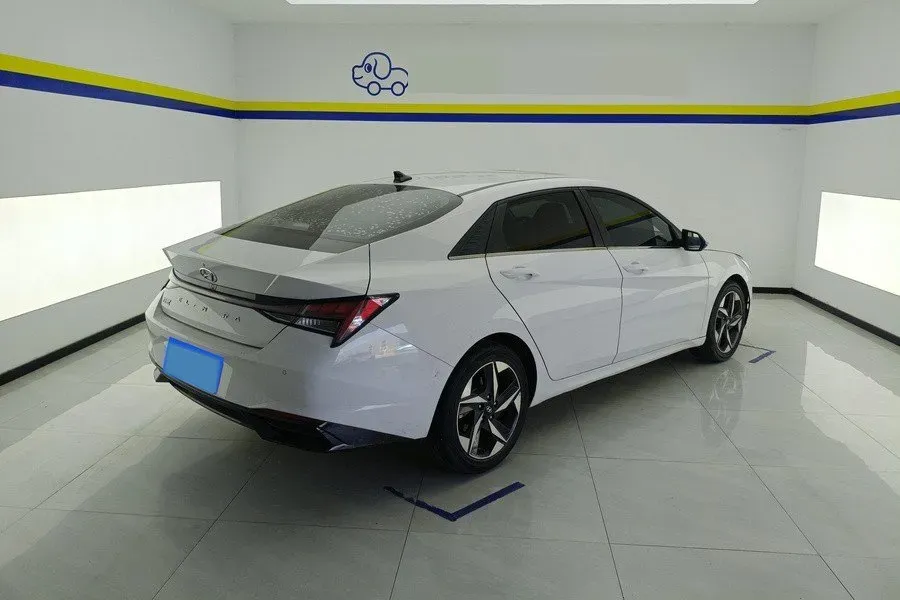 2021 Hyundai Elantra 1.5L 115HP L4 CVT,autocango,china used car exporter,china ev exporter,chinese used car exporter,chinese used ev exporter