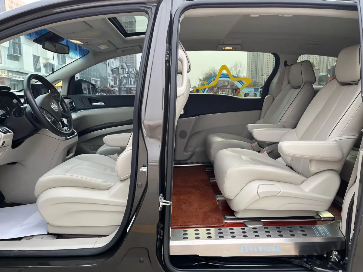 2021 Buick GL8 2.0T 237HP L4 9AT,autocango,china used car exporter,china ev exporter,chinese used car exporter,chinese used ev exporter