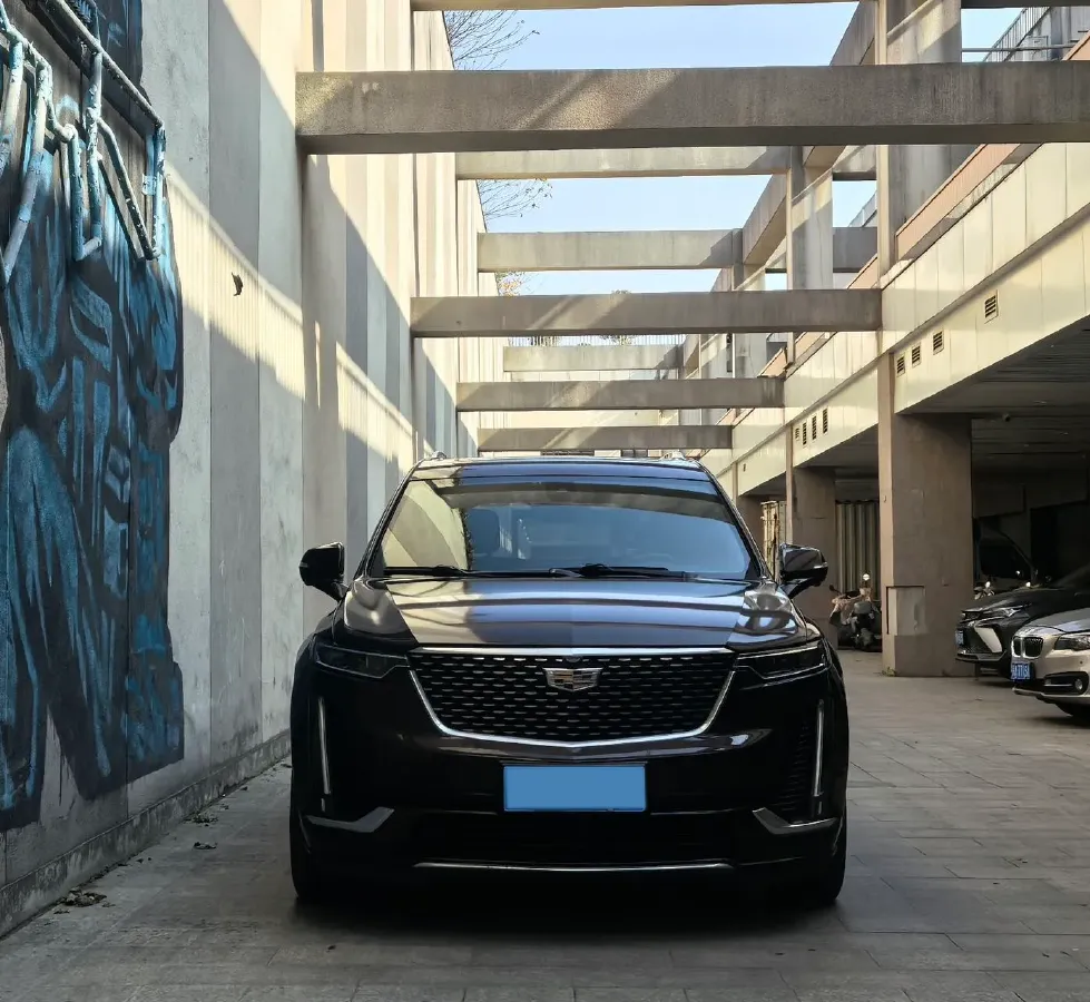 2020 Cadillac XT6 2.0T 237HP L4 9AT,autocango,china used car exporter,china ev exporter,chinese used car exporter,chinese used ev exporter
