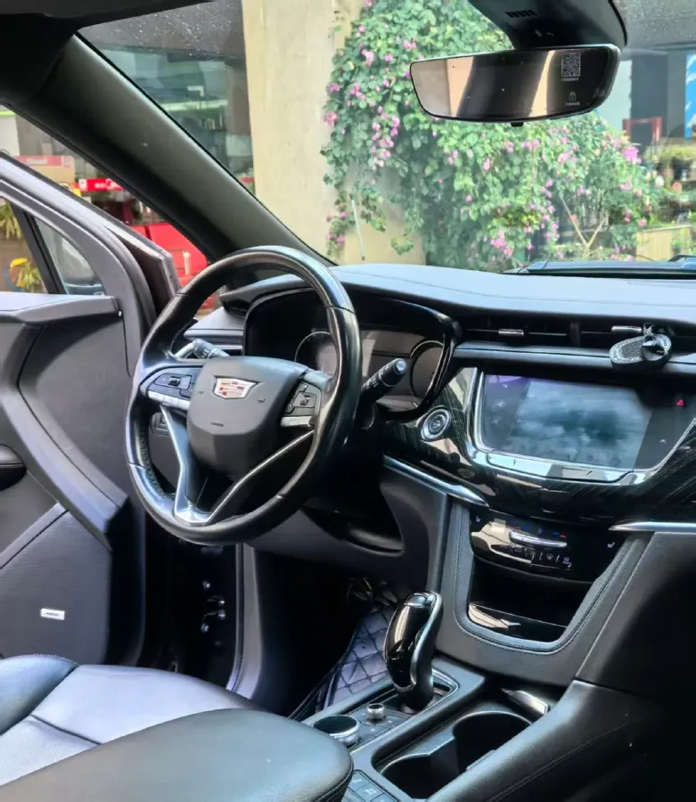 2020 Cadillac XT6 2.0T 237HP L4 9AT,autocango,china used car exporter,china ev exporter,chinese used car exporter,chinese used ev exporter