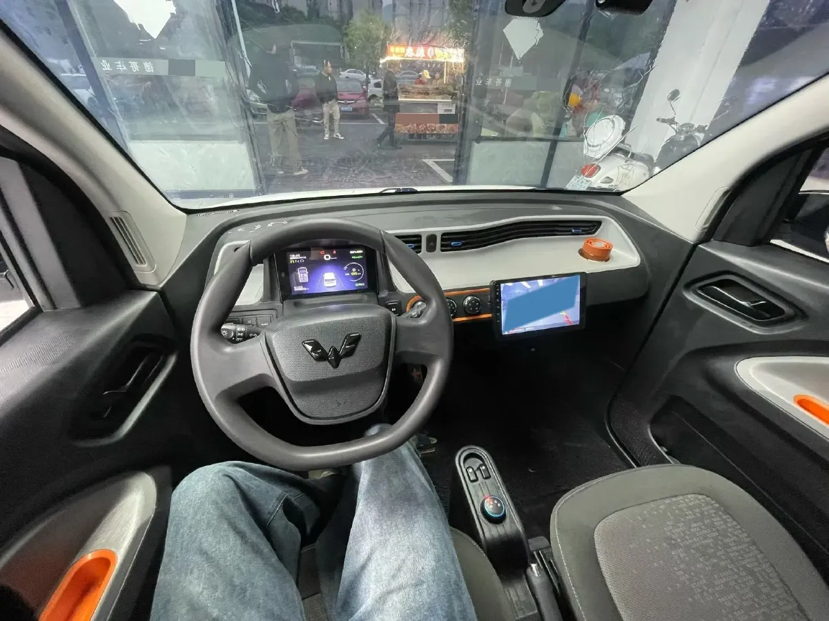 2020 WuLing HongGuang MINI EV BEV 9.3KWH,autocango,china used car exporter,china ev exporter,chinese used car exporter,chinese used ev exporter