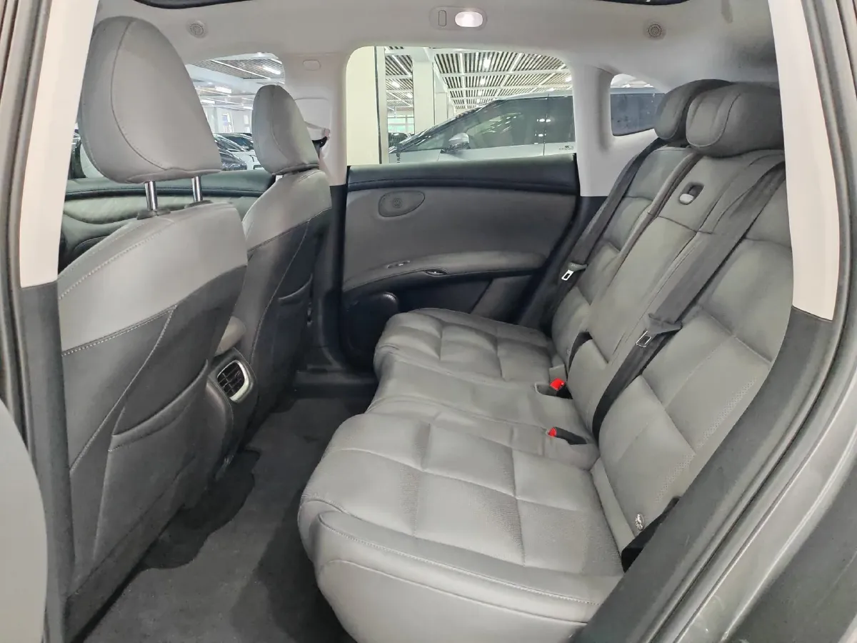 2023 IM LS6 BEV 100KWH,autocango,china used car exporter,china ev exporter,chinese used car exporter,chinese used ev exporter