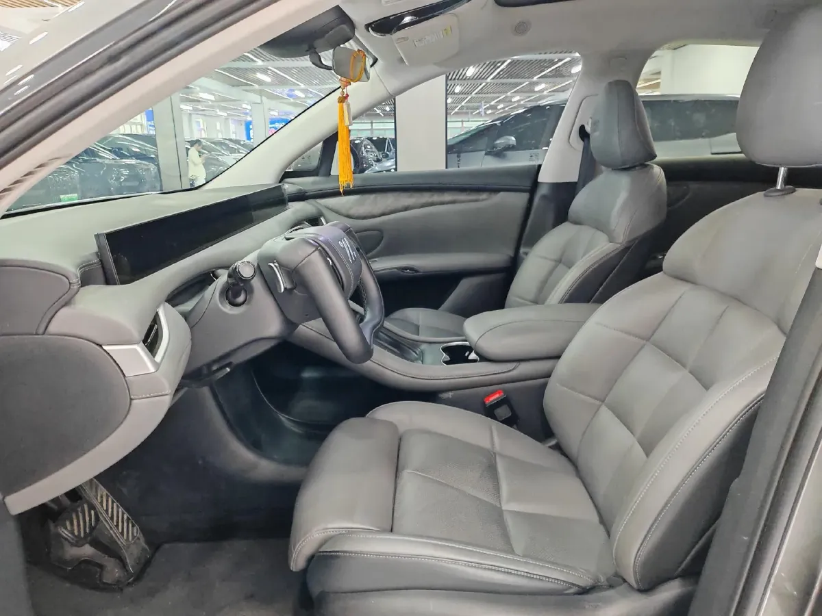 2023 IM LS6 BEV 100KWH,autocango,china used car exporter,china ev exporter,chinese used car exporter,chinese used ev exporter