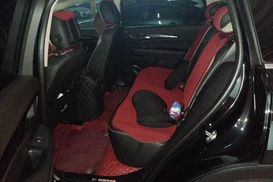 2022 Buick EnvisionPlus 2.0T 237HP L4 9AT,autocango,china used car exporter,china ev exporter,chinese used car exporter,chinese used ev exporter