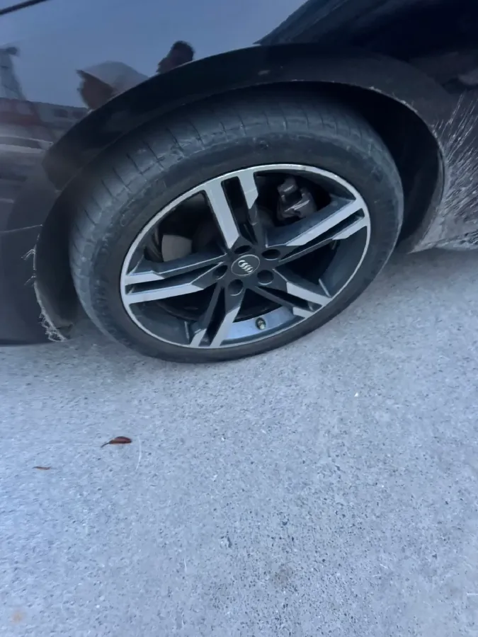 2020 Audi A4L 2.0T 190HP L4 7DCT,autocango,china used car exporter,china ev exporter,chinese used car exporter,chinese used ev exporter