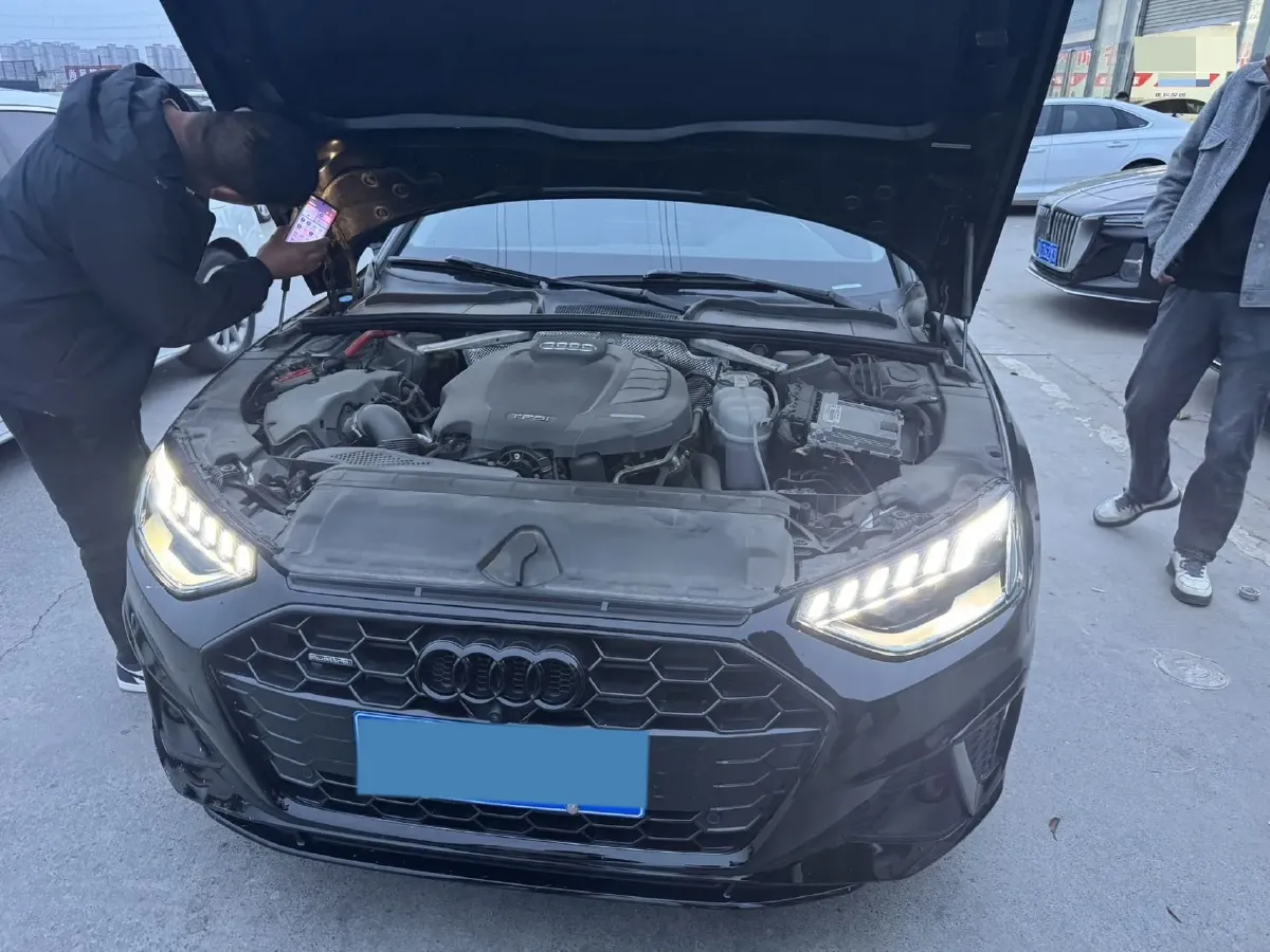 2020 Audi A4L 2.0T 190HP L4 7DCT,autocango,china used car exporter,china ev exporter,chinese used car exporter,chinese used ev exporter