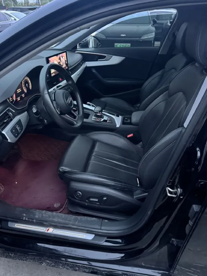 2020 Audi A4L 2.0T 190HP L4 7DCT,autocango,china used car exporter,china ev exporter,chinese used car exporter,chinese used ev exporter