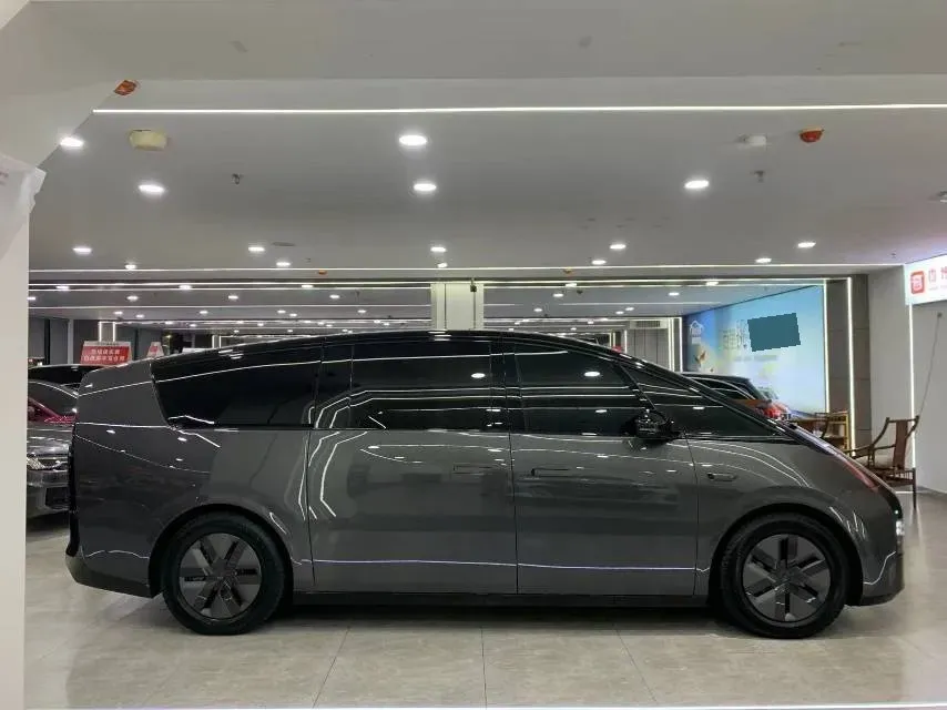 2025 Li MEGA BEV,autocango,china used car exporter,china ev exporter,chinese used car exporter,chinese used ev exporter