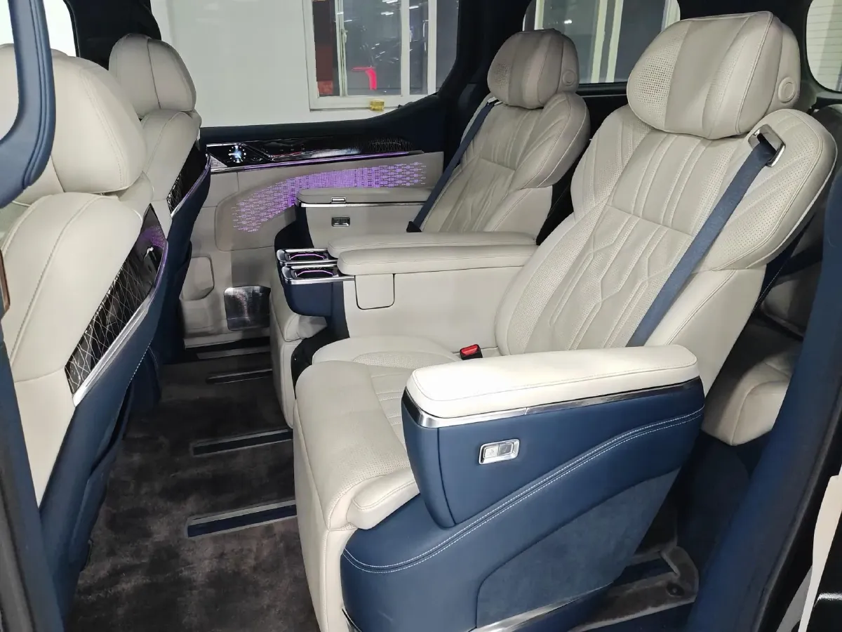 2022 Zeekr 009 BEV 116KWH,autocango,china used car exporter,china ev exporter,chinese used car exporter,chinese used ev exporter