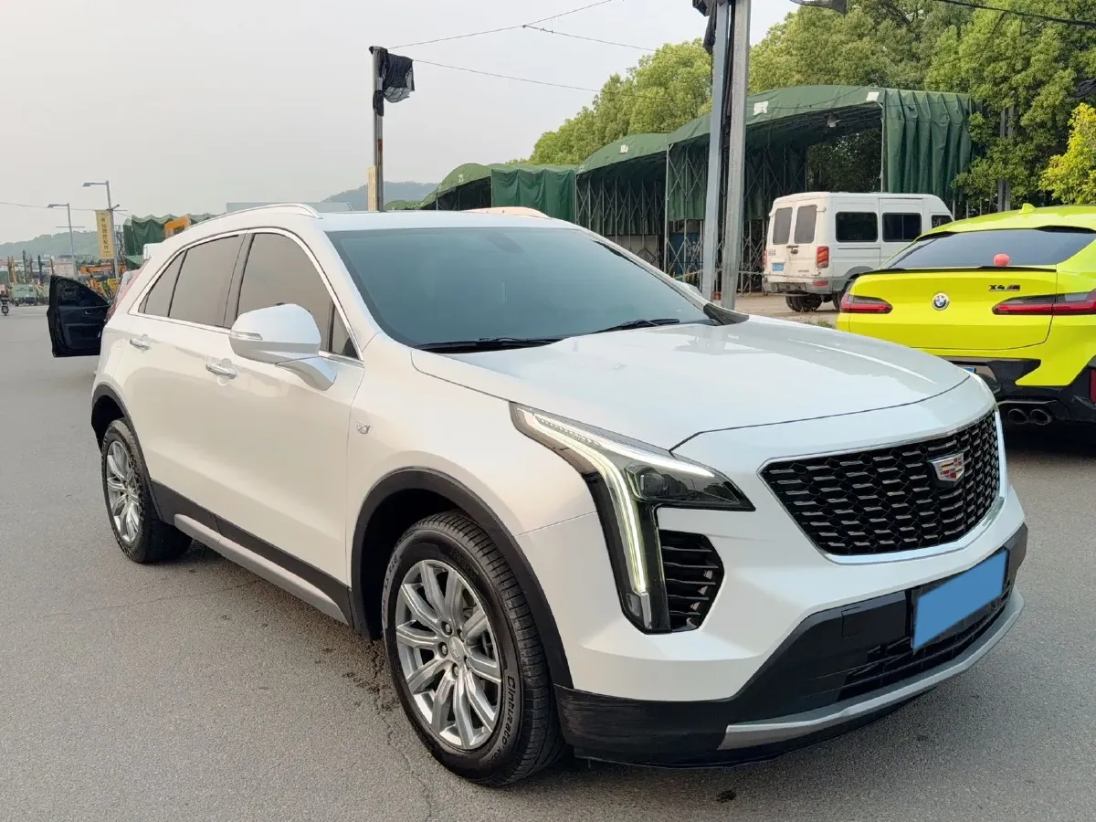 2021 Cadillac XT4 2.0T 237HP L4 9AT,autocango,china used car exporter,china ev exporter,chinese used car exporter,chinese used ev exporter