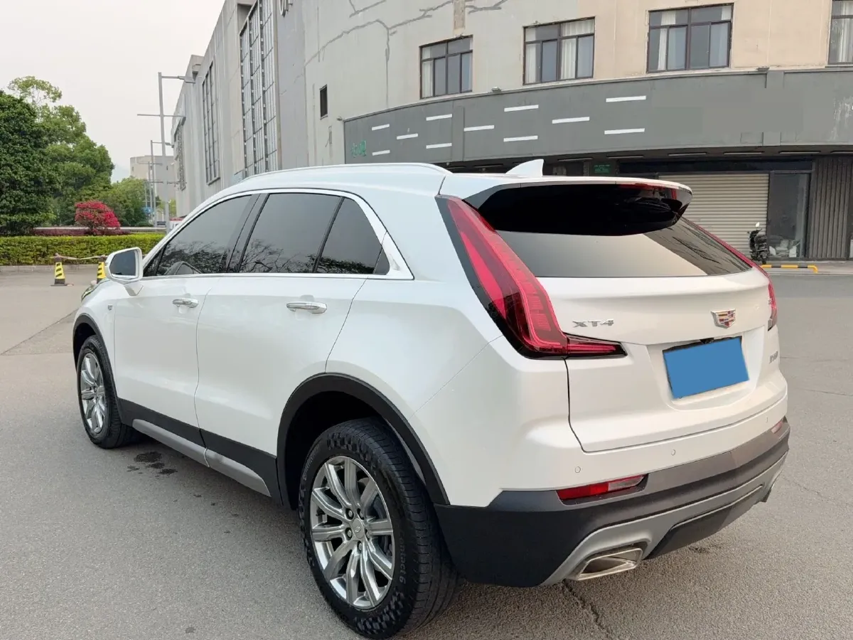 2021 Cadillac XT4 2.0T 237HP L4 9AT,autocango,china used car exporter,china ev exporter,chinese used car exporter,chinese used ev exporter
