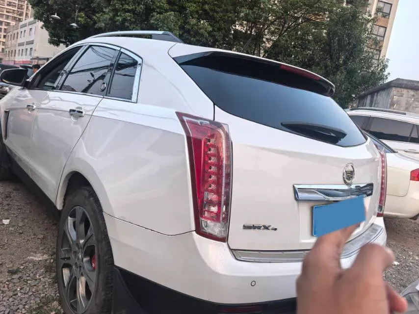 2024 Cadillac XT5 2.0T 237HP L4 9AT,autocango,china used car exporter,china ev exporter,chinese used car exporter,chinese used ev exporter