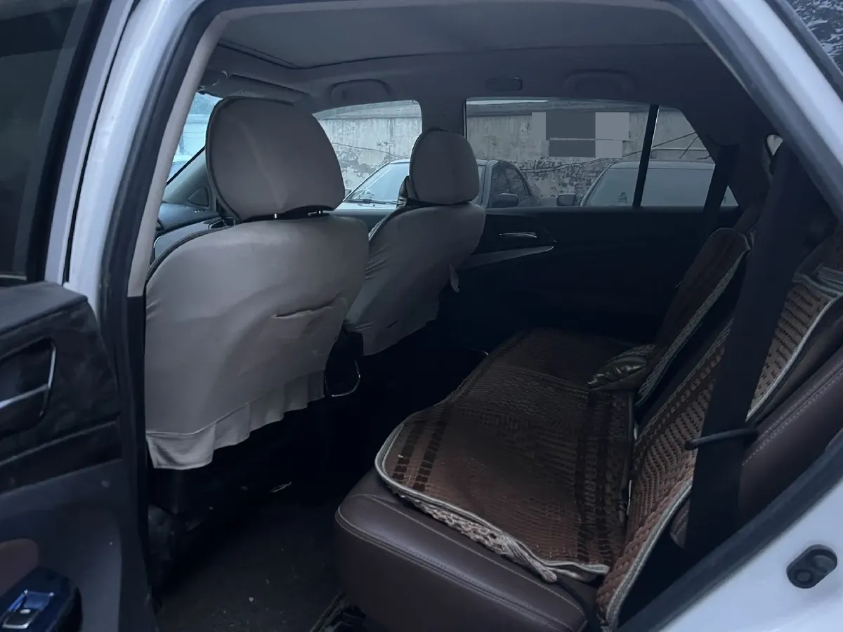 2017 BYD S7 2.0T 205HP L4 6DCT,autocango,china used car exporter,china ev exporter,chinese used car exporter,chinese used ev exporter