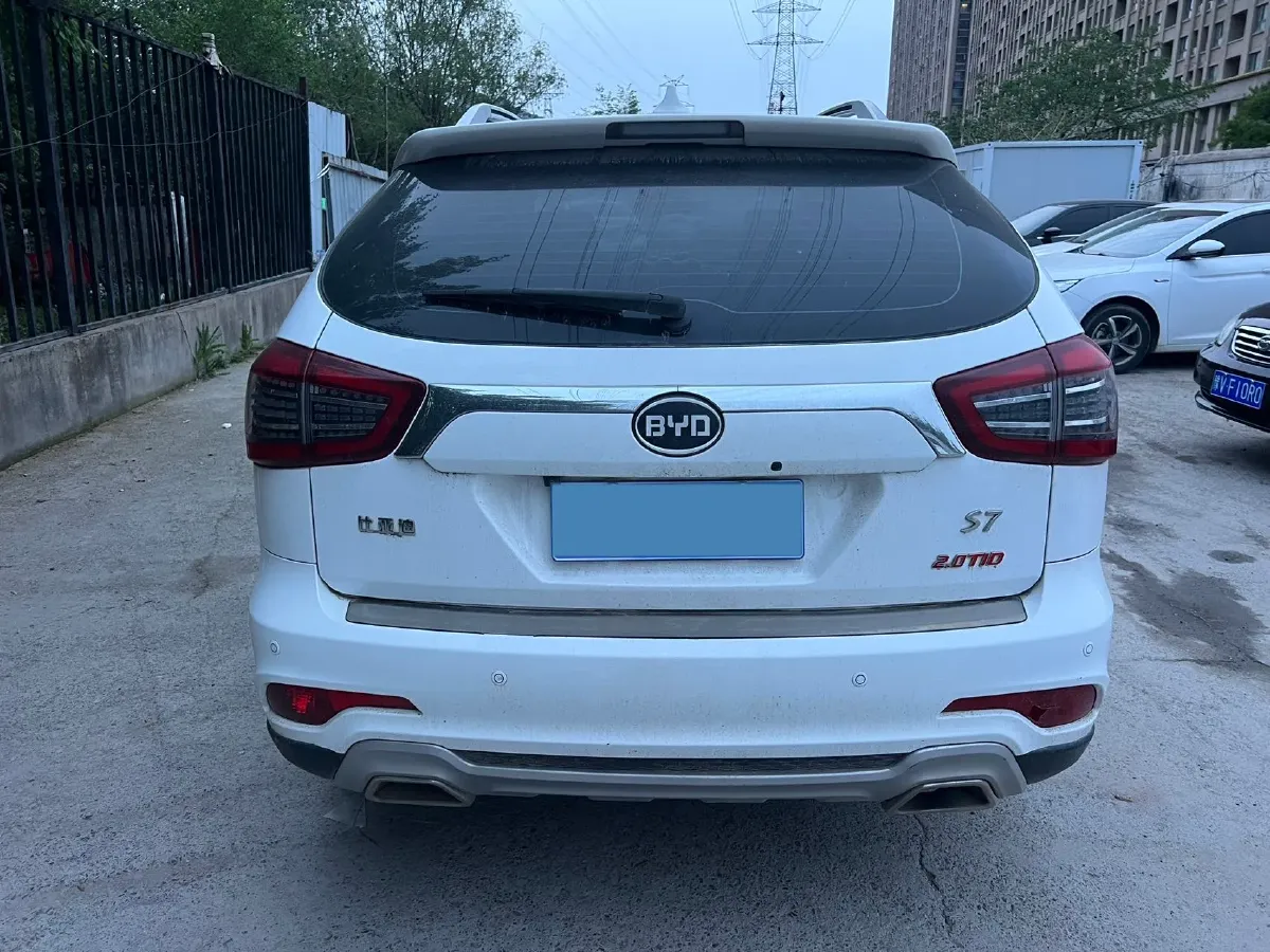 2017 BYD S7 2.0T 205HP L4 6DCT,autocango,china used car exporter,china ev exporter,chinese used car exporter,chinese used ev exporter