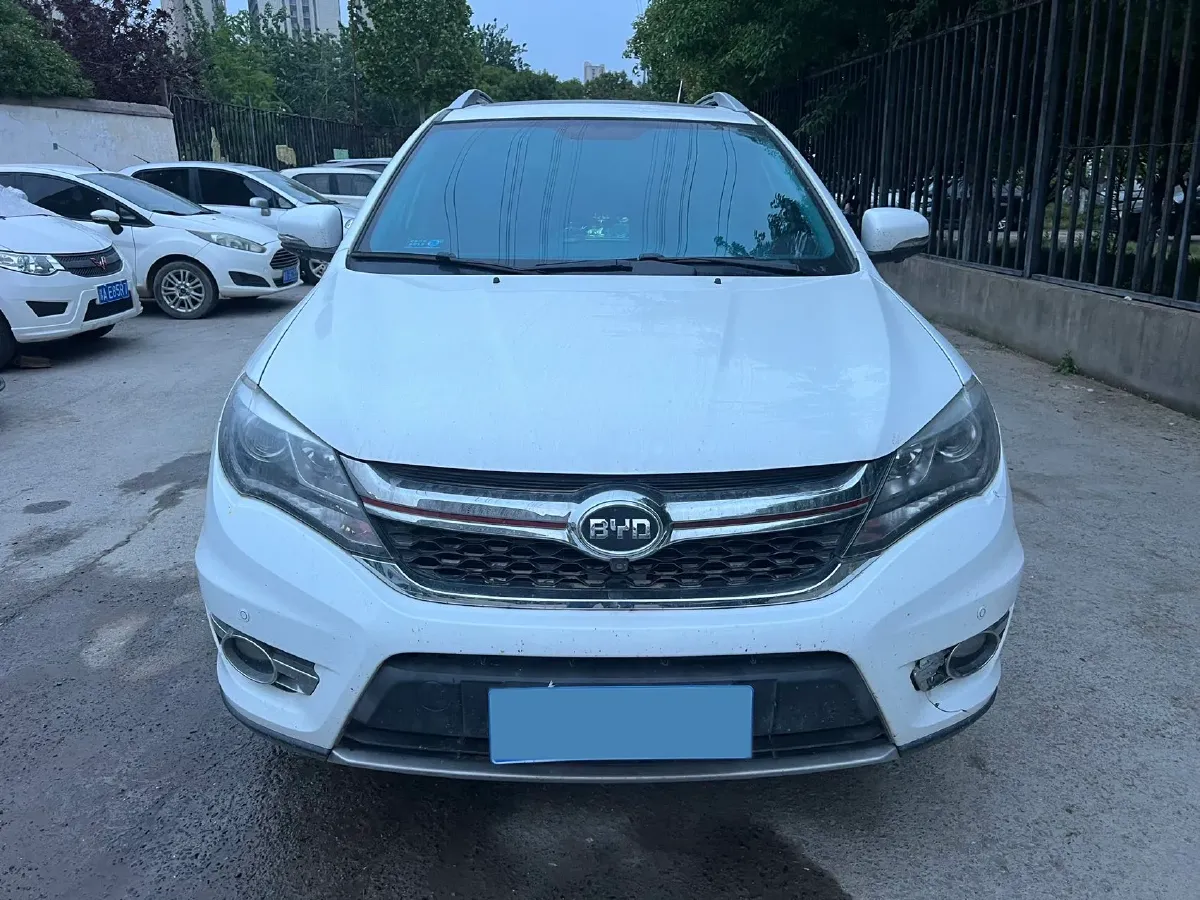 2017 BYD S7 2.0T 205HP L4 6DCT,autocango,china used car exporter,china ev exporter,chinese used car exporter,chinese used ev exporter