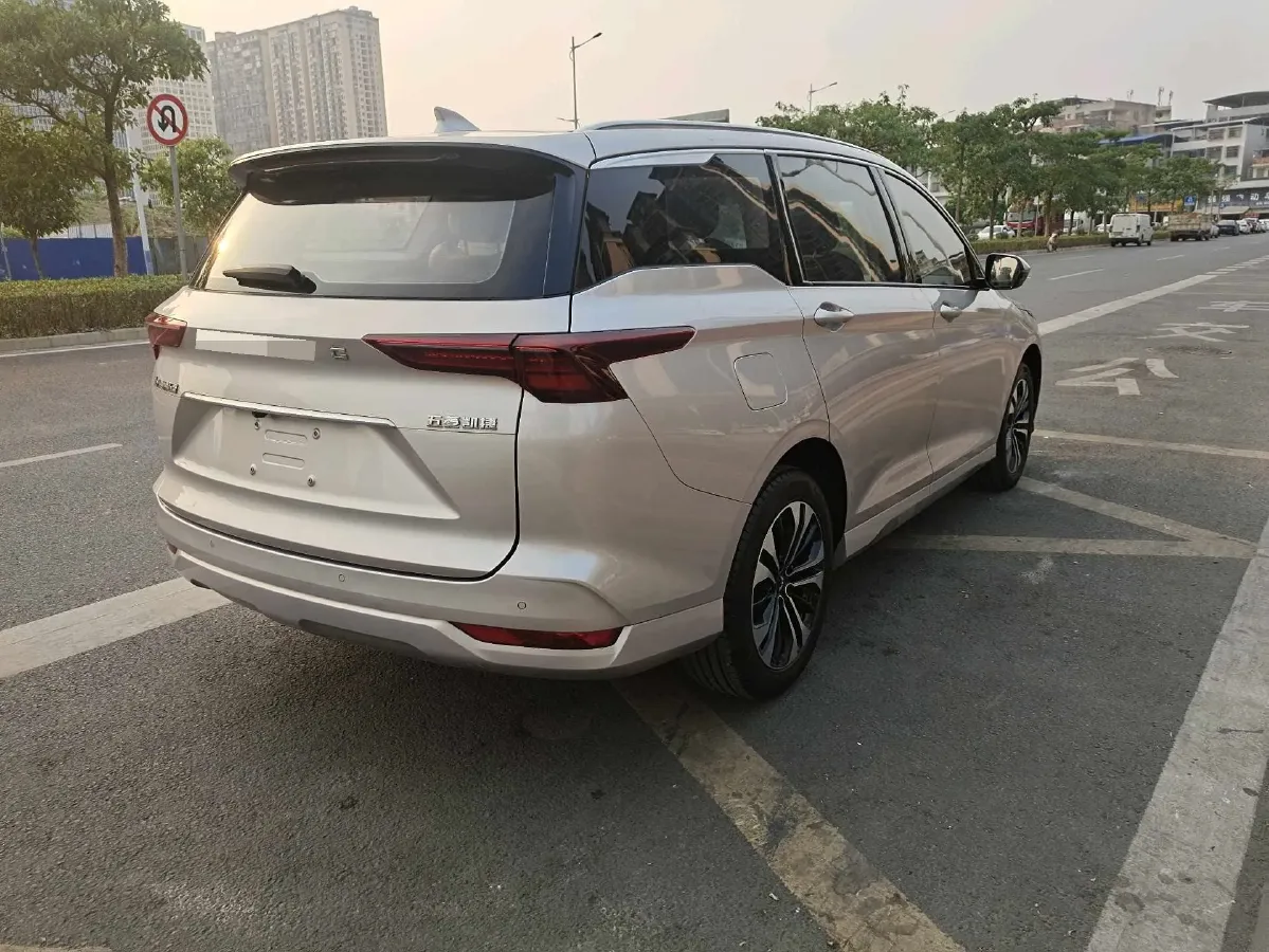 2020 WuLing KaiJie 1.5T 147HP L4 CVT,autocango,china used car exporter,china ev exporter,chinese used car exporter,chinese used ev exporter