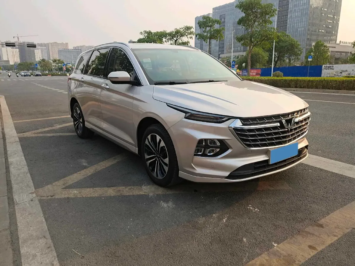 2020 WuLing KaiJie 1.5T 147HP L4 CVT,autocango,china used car exporter,china ev exporter,chinese used car exporter,chinese used ev exporter