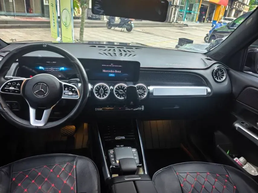 2023 Mercedes-Benz GLB Class 2.0T 190HP L4 8DCT,autocango,china used car exporter,china ev exporter,chinese used car exporter,chinese used ev exporter