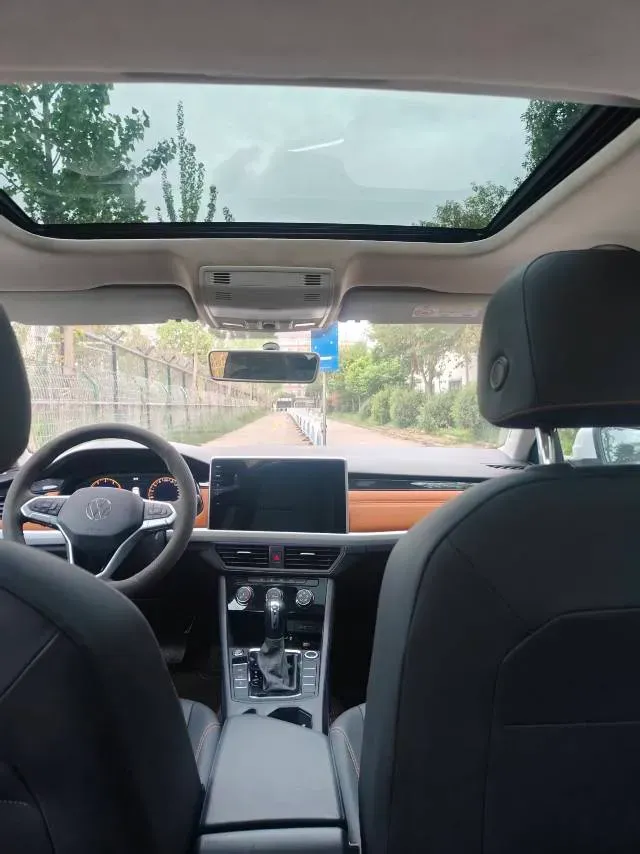 2025 Volkswagen Bora 1.2T 116HP L4 7DCT,autocango,china used car exporter,china ev exporter,chinese used car exporter,chinese used ev exporter