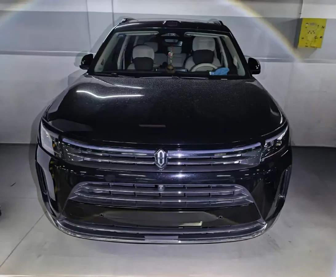2024 AITO AITO M7 1.5T 152HP L4 REEV 40KWH,autocango,china used car exporter,china ev exporter,chinese used car exporter,chinese used ev exporter